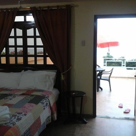 Puerta Sol Inn Мангларальто Экстерьер фото